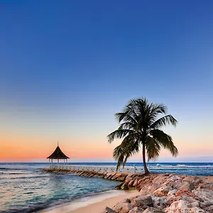 Half Moon ***** Montego Bay